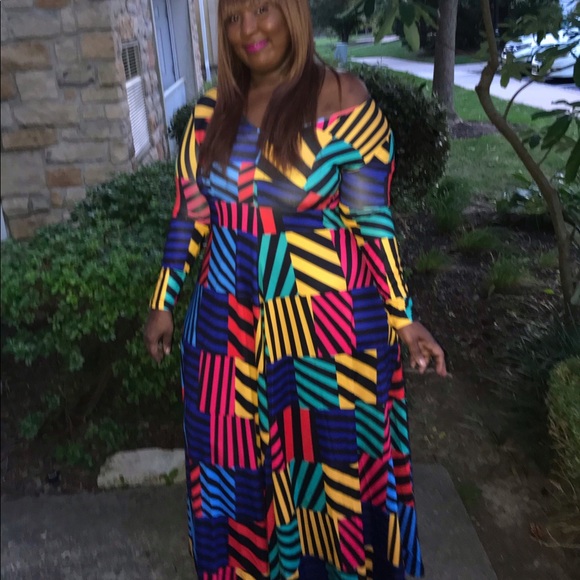 🆕Multicolored Maxi Dress Plus Size - Picture 2 of 2